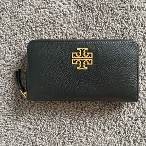 Tory Burch Zip Wallet